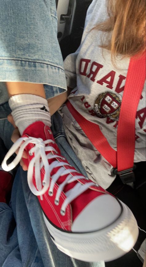 new converse red harvard aesthetic outfit inspo shoes high top chuck taylor Kat Stratford, Julia Stiles, 10 Things I Hate About You, Red Converse, Summer Photos, Converse, Make Your, Sneakers, 10 Things