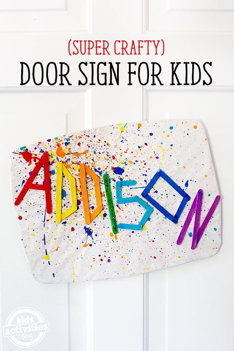 Kids of all ages, but tweens especially, will love making this super crafty DIY Door Sign for kids! It's colorful, bright, and fun! via @hollyhomer Kids Door Signs, Kids Door, Activities To Do With Kids, Bedroom Door Signs, Door Signs Diy, Kids Signs, Art And Craft Ideas, Crafts For Boys, Kit Ideas