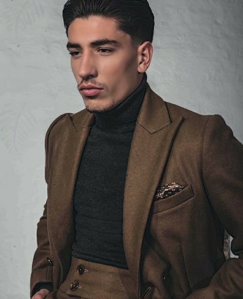 Bellerín Hector Bellerin Style, Hector Bellerin, Wedding Hair Colors, Preppy Wardrobe, Modern Short Hairstyles, Streetwear Ideas, Smart Casual Men, Man Crush Everyday, The Beer