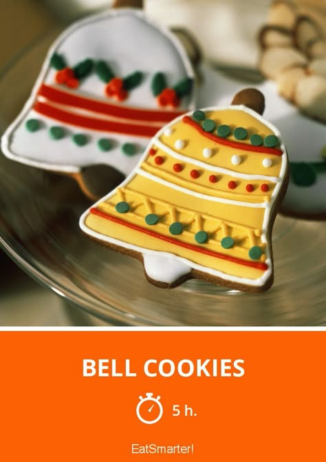 Bell Cookies - mittel - A recipe idea by EAT SMARTER | Christmas pastry, Christmas Cookie #poultry #recipes Sugar Cookie Christmas Bells, Bell Christmas Cookies Decorating Ideas, Bell Cookies Decorated, Christmas Bell Cookies, Bell Cookies, Pastry Christmas, Christmas Pastry, Christmas Pastries, S Cookies