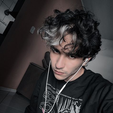 White Streak Hair Men, Guy Dyed Hair Aesthetic, Black And Grey Hair Men, Frosted Tips On Curly Hair Men, Curly Hair Men Dyed Tips, Curly Hair Split Dye Men, Bleached Streak In Hair Men, White Hair Highlights Men, Hair Color For Curly Hair Men