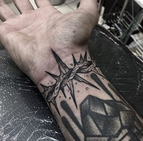 Wrist filler by @davide_dw ⚫️ Be active and tag #onlythedarkest to submit your work! Feel free to share our page ⚫️ #onlythedarkest #otd #blackandgrey #evil #dark #blackworkers #blackwork #tattoo #tattooing #ink #dakest #blackandgreytattoo #illustration #darkwork #follow #like #love #blackworkers_tattoo #inked #original #topblackworkers #blackandblack #blackboldsociety #blacktattooart #blackink #traditional #blacktraditional #filler #thorns Tattoos Pulseras, Voodoo Tattoo, Thorn Tattoo, Filler Tattoo, Tattoo Filler, Tattoo Wrist, Tattoo Traditional, Tattoo Bracelet, 1 Tattoo