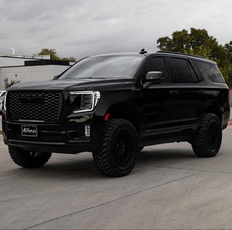 Black Chevy Tahoe, Car Aesthetic Couple, Car Organizer Ideas, Car Mods Interior, Dodge Auto, Car Organizing, Blacked Out Cars, Denali Truck, Gmc Suv