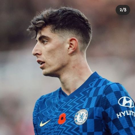 Haircut With Lines Mens, Gavi Haircut Fade, Footballers Haircut, Kai Havertz Hairstyle, Kai Havertz Haircut, Havertz Haircut, Soccer Haircut, Football Haircut, Burst Fade Haircut