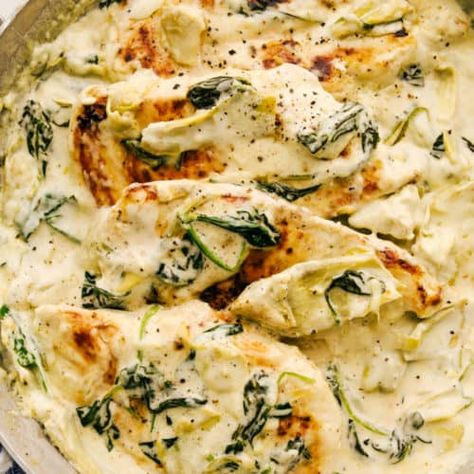 Creamy Spinach Artichoke Chicken - The Recipe Critic Creamy Spinach Artichoke Chicken, Artichoke Sauce, Chicken Artichoke, Spinach Artichoke Pasta, Chicken Breast Crockpot Recipes, Spinach Artichoke Chicken, Crockpot Chicken Breast, Chicken Tikka Masala Recipes, Artichoke Pasta