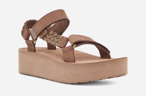 Flatform Universal Interweave Teva Flatform Outfit, Teva Flatform, Women Dress Collection, Leather Industry, Wedges Style, Nice Outfits, Flatform Sandals, Modern Wardrobe, Braided Strap