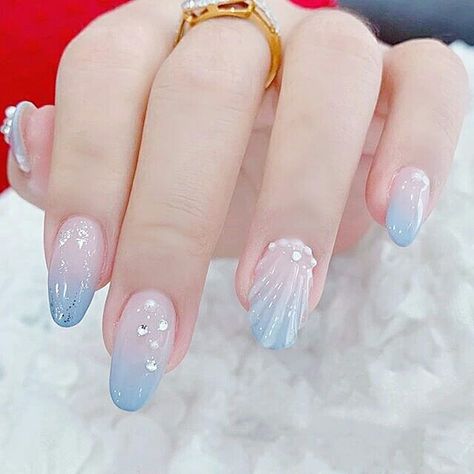 Korean Blush Nails Blue, Korean Gel Nails Blue, Nail Colors Light Blue, Rose Quartz And Serenity Nails, Light Blue Korean Nails, Blue Jelly Nails Korean, Douyin Nails Blue, Nail Art Baby Blue, Sky Blue Nail Art