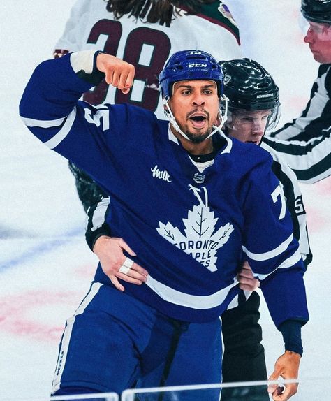 Ryan Reaves, Maple Leafs Hockey, Tough Guy, Toronto Maple Leafs, Hockey Teams, Maple Leafs, Hockey Players, Blue Shirt, Nhl