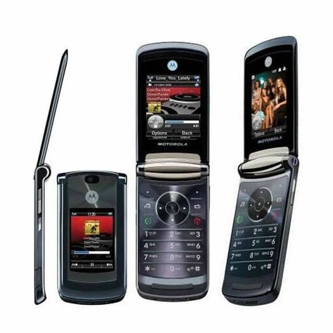 Original Unlocked Motorola Razr2 V8 - 2GB Flip GSM CellPhone Mobile Phone Gold - ebay.com Check more at https://intelforte.org/original-unlocked-motorola-razr2-v8-2gb-flip-gsm-cellphone-mobile-phone-gold-ebay-com/ Motorola Phone, Motorola Razr, Mobile Phone, Cell Phone, Smartphone, The Originals, Electronic Products, Gold