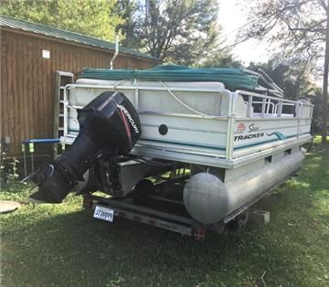 Used Pontoon Boats for Sale by Owner | PontoonsOnly Used Pontoon Boats, Inflatable Pontoon Boats, Boat Motors For Sale, Pontoon Boat Parts, Mini Pontoon Boats, Luxury Pontoon Boats, Small Pontoon Boats, Fishing Pontoon Boats, Barges For Sale