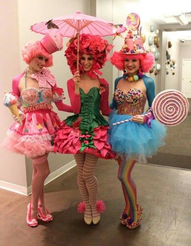 Candy Inspired Fashion, Candy Land Costume Ideas, Candy Fairy Costume Diy, Candyland Aesthetic Outfit, Candy Fashion Design, Diy Candy Costume Women, Candy Witch Costume, Candyland Outfit Women, Candyland Couture Outfit