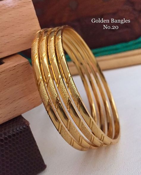 Gold Bangles Design Latest Dubai, Bangles Designs Gold Latest, Daily Wear Gold Bangles Indian Latest, Plain Gold Bangles For Daily Use, Plain Bangles Gold, Bangles Jewelry Designs Gold Daily Use, Simple Gold Bangles For Daily Use, Bangles Jewelry Designs Gold Latest, Latest Bangles Design Gold