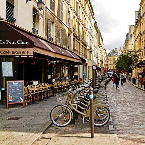 Paris Core, Latin Quarter Paris, French Core, Marie De Medici, A Day In Paris, Shakespeare And Company, Luxembourg Gardens, Latin Quarter, Southern Italy