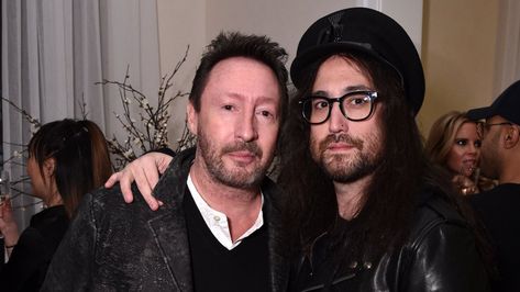 Sean And Julian Lennon, Julian And Sean Lennon, Sean Lennon 90s, John Lennon Son, London 60s, Beatles Kids, John Lennon Quotes, Rock Lyrics, John Lennon Yoko Ono