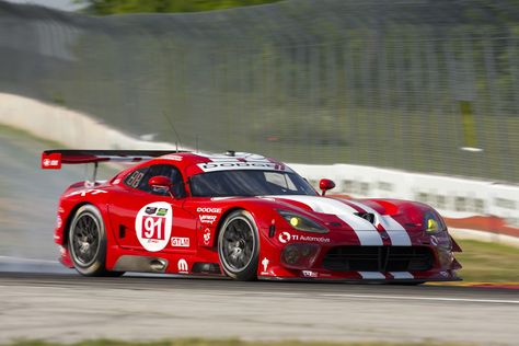 Dodge Viper SRT GTLM Race Car Race Car Reference, Car Photography Ideas, Car References, Viper Car, Dodge Viper Acr, Power Rangers Rpm, Nike Poster, World Rally Championship, Formula Drift