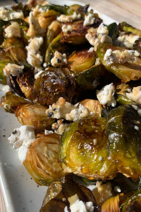 Smoked Brussel Sprouts In Smoker, Smoked Brussel Sprouts, Brussel Sprouts Oven, Thanksgiving Brussel Sprouts, Pit Boss Recipes, Roasted Brussel Sprouts Oven, Vegetarian Diet Recipes, Smoked Vegetables, Pellet Smoker Recipes