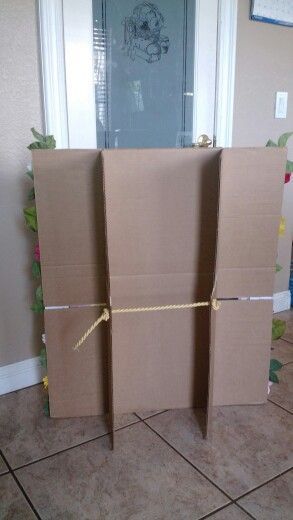 How to make cardboard stand up Christmas Concert Ideas, Everest Vbs, Diy Backdrop Stand, Interactive Exhibit, Chapel Ideas, Cardboard Props, Destination Imagination, Vbs Decorations, Nativity Costumes