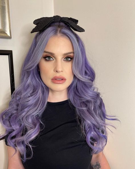 Kelly Osbourne Hair, Sid Wilson, Kelly Osbourne, After Giving Birth, Alternative Hair, Post Baby, Giving Birth, Gothic Girls, Purple Hair