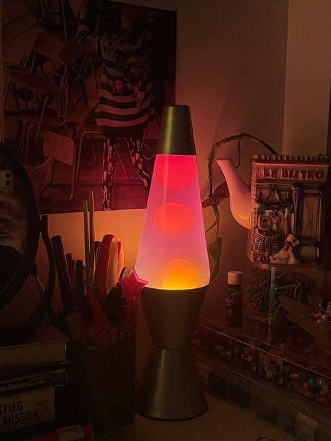 Bedroom Lava Lamp, Mirror Lamps Bedroom, Night Lamps Aesthetic, Lamps Aesthetic Bedroom, Cute Lamps Aesthetic, Lava Lamp In Room, Aesthetic Bedroom Lamp, Lava Lamp Room Decor, Lava Lamps Aesthetic