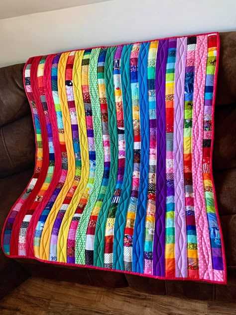 Crumb Quilts Ideas, Crumb Quilts, Quick Quilts, Crumb Quilt, Bright Quilts, Colorful Quilt, Jelly Roll Quilt Patterns, Quilting Designs Patterns, Quilt Modernen