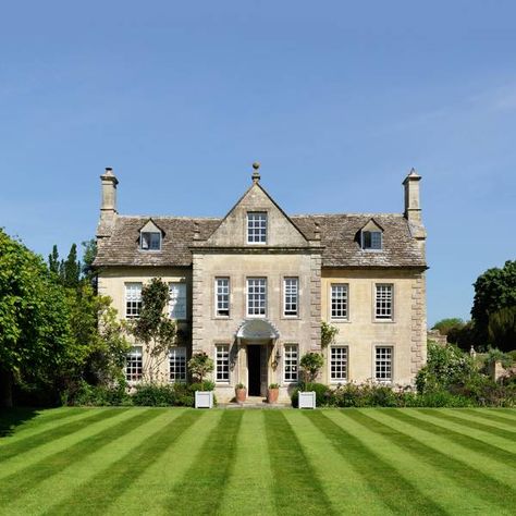 Georgian house in the Cotswolds decorated by Joanna Plant | House & Garden Joanna Plant, Cotswold House, Self Build, Georgian House, English Manor Houses, English Manor, Georgian Homes, Grand Homes, English Country House