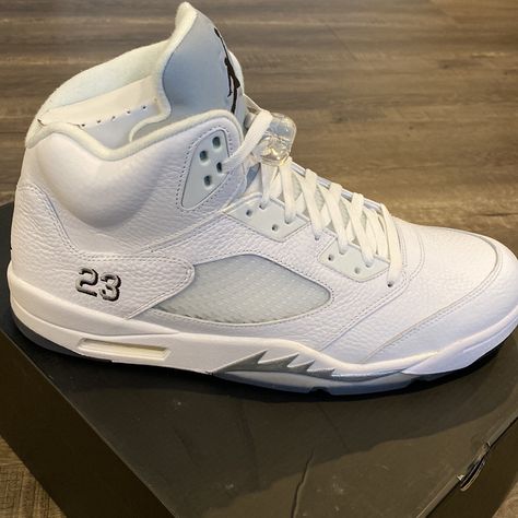 Brand New Never Worn Jordan 5 Retro Size 14 (2015) White Black Metallic Silver Jordan 5 Metallic White, Luxury White Synthetic Jordan Shoes, Jordan 5 Off White Black, Jordan 5 Retro Black Metallic, Air Jordan 5 Retro Low Coconut Milk, Pretty Shoes Sneakers, Jordan 5, Jordans For Men, Best Sneakers