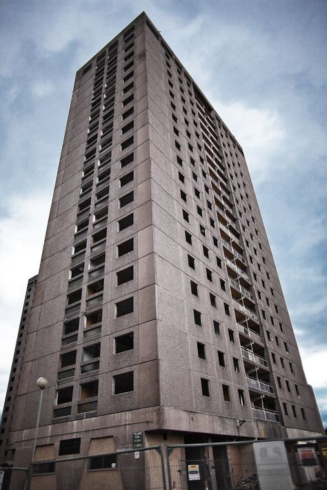 high rise tower block - ibrox glasgow ... Building Tattoo, Silent House, Council Estate, Urban Design Architecture, Brutalist Buildings, Tower Block, Tower Building, Brutalist Architecture, Urban Architecture