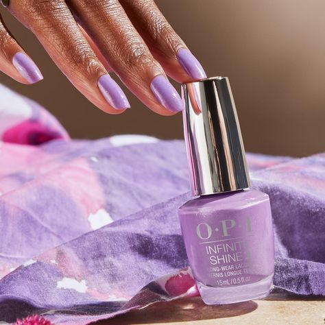 Light Purple Nail Polish, Shellac Nails Summer, Summer Time Nails, Light Purple Nails, Neutral Nail Polish, Popular Nail Colors, Top Coat Nail Polish, Summer Nail Polish, Purple Acrylic Nails