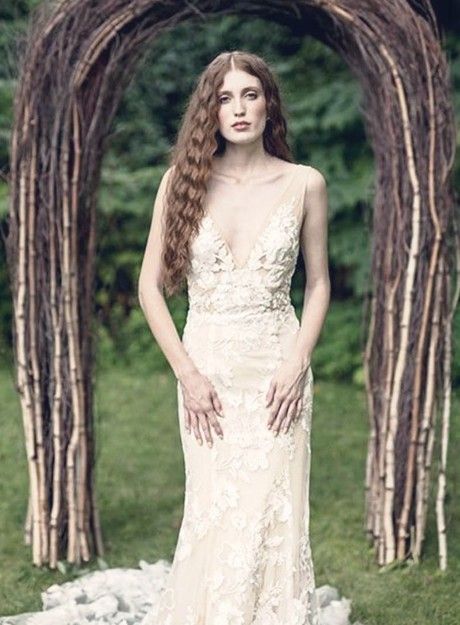 Crimped Hair Wedding, Crimped Bridal Hair, Crimped Wedding Hair, Long Bridal Hairstyles, Renee Russo, Bridal Wedding Hairstyles, Ethereal Bride, Long Bridal Hair, Hair Bride