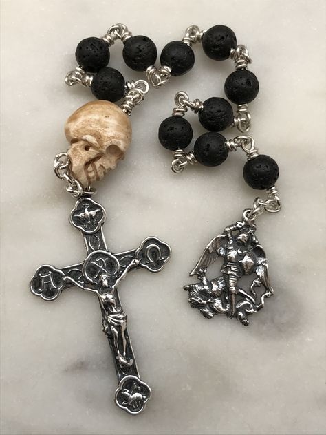 Memento Mori pocket rosary 6 black lava beads Ox bone skull 20 gauge solid sterling silver wire, chain and jump rings Sterling silver medals Black Rosary Aesthetic, Black Rosary, Gothic Rosary, Black Beaded Cross Rosary, Skull Rosary Necklace, Creepy Cute Fashion, Lava Bead, St Michael, Memento Mori