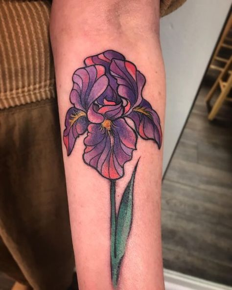 American Traditional Iris Flower Tattoo, Neo Traditional Iris Tattoo, Purple Iris Tattoo Design, Iris Tattoo Color, Traditional Iris Tattoo, Black Iris Tattoo, Iris Flowers Tattoo, Charlie Tattoo, Moms Tattoo