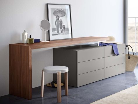 A desk, a workstation, as well as a table. Domino has its own identity: formal and functional, it can be used in various ways and places. Dresser Desk Combo, Desk Dresser Combo, Dresser Desk, Rack Tv, Desk Dresser, L Shaped Desk, Italian Furniture, Guest Rooms, Contemporary Bedroom