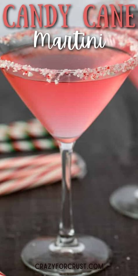 Weihnachtlicher Cocktail, Candy Cane Martini, Peppermint Vodka, Easy Cocktail Recipe, Holiday Martinis, Christmas Drinks Alcohol Recipes, Christmas Drinks Recipes, Christmas Martini, Christmas Drinks Alcohol