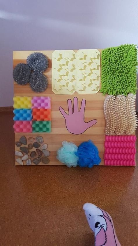 Sensory Walk, Perlengkapan Bayi Diy, Sensory Wall, Sensory Ideas, Baby Sensory Play, Baby Play Activities, Toddler Sensory, Sensory Boards, Baby Learning Activities