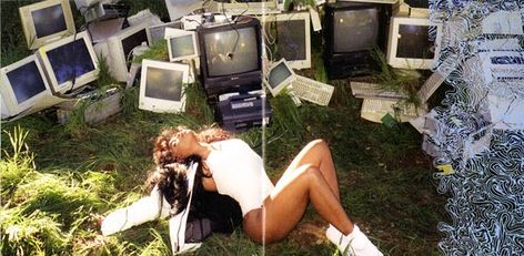 SZA - Ctrl | Releases | Discogs Sza Twitter Header, Sza Header, Ctrl Sza, Sza Ctrl, Simple Phone Wallpapers, Black Art Painting, Japan Aesthetic, Face Card, Header Image