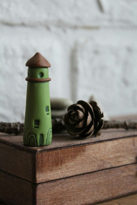 Polymer Clay Lighthouse, Clay Lighthouse, Lighthouse Sculpture, Lighthouse Ceramic, Ceramics House, Bread Clay, Ceramic Lighthouse, Clay Nature, Diy Lighthouse