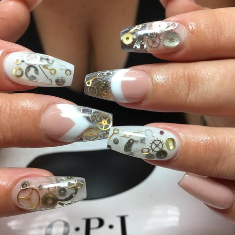 Steam Punk Nails, Gold Steampunk Jewelry For Festival, Steam Punk Nail Art, Gold Steampunk Festival Jewelry, Floral Steampunk Tattoo, Steampunk Nails, Summer Nails 2018, Nails 2018, New Nail Designs