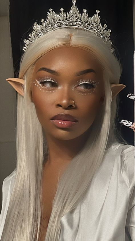 Elven Makeup, Deer Makeup, Angel Makeup, Black Fairy, Witch Makeup, White Makeup, White Eyeliner, Natural Skin Tone, Elf Costume