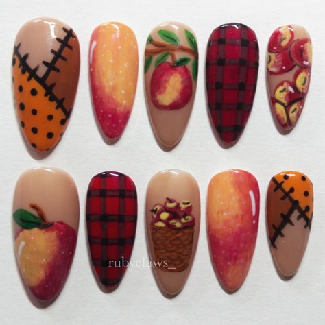 So yummy u might just start to bite ur nails!! 🍎⋆˙⟡ another custom set - “apple picking” —————————- the biggest challenge with these was getting the apple skin nails the pERFECT shade and blend between the red and yellow. Def took some time but i LOVE the result 😍 If ur looking for ur own custom set, pls DM me!! Would love to work with u and make ur vision a reality! ₊˚⊹♡ —————————- #applenails #fallnails #autumnnails #applepicking #scarecrownails #apple #nailinspo #naildesign Pie Nails, Apple Nails, Pretty Nail Art, Press Ons, Apple Picking, Skin Nails, Just Start, Some Times, So Yummy