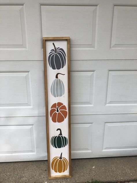 Pumpkin Porch, Fall Pumpkin Sign, Porch Pumpkins, Fall Wood Signs, Fall And Thanksgiving, Door Signs Diy, Wooden Wreaths, Barn Wood Signs, Signs Diy