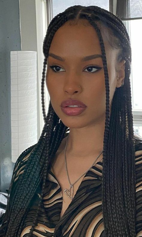 Guys With Box Braids, Straight Braids For Black Women, Afro Braids Hairstyles, Medium Length Box Braids, Box Braid Hairstyle, For Short Hair Hairstyles, Hairstyle For Black Women, Medium Length Hair Hairstyles, For Medium Length Hair Hairstyles