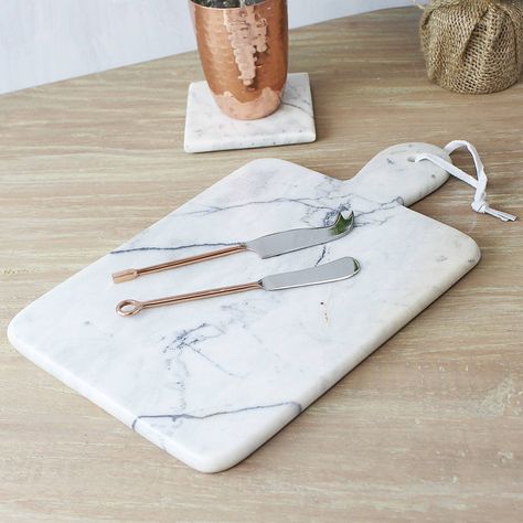 Seren Sirince, Friends And Food, Marble Cheese Board, Marble Accessories, Mothers Day Breakfast, Kitchen Clothes, Marble Tray, Marble Surface, Marble Art