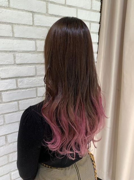 Brunette With Pink Tips, Brown Hair Pink Ends, Brown Hair Pink Tips, Colored Hair Ends, Dip Dye Hair Brunette, Dip Dye Hair Brown, Brown Hair Tips, Ombre Hair Brunette, Pink Hair Tips