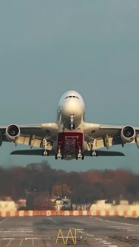 Emirates AIRBUS A 380 take off. | By Airbus vs Boeing Airbus A380 Emirates, A380 Emirates, Emirates Airbus, A 380, Emirates A380, Airbus A380, Vision Board, Quick Saves