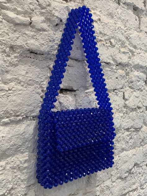 Hand Beaded Bag, Blue Electric, Crystal Bags, Easy Doodle Art, Pearl Bag, Bestie Goals, Beaded Bag, Instagram Business, Simple Doodles