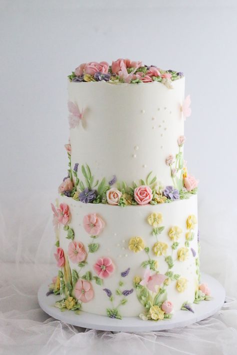 Pastel Floral Wedding Cake, 2 Tier Floral Cake, Flower Themed Cake, Cupcake Tier Cake, Garden Birthday Cake, Tiered Cake Design, Succulent Cupcakes, Tea Party Cake, Birthday Cake With Flowers