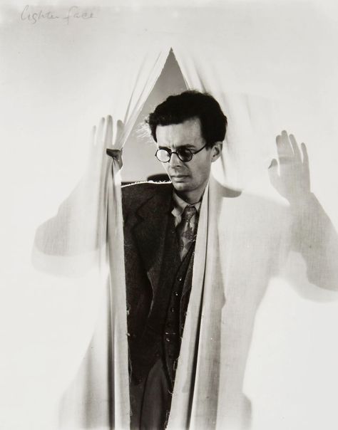 Aldous Huxley 1936 photo by Cecil Beaton The Doors Of Perception, Trying Too Hard, Charles James, Great Thinkers, Aldous Huxley, Cecil Beaton, History People, Historical People, David Hockney