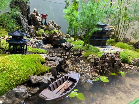 Zen Aquascape, Japanese Aquascape, Diorama Aquarium, Japanese Aquarium, Build A Terrarium, Biotope Aquarium, Fish Aquarium Decorations, Water Wall Fountain, Fish Tank Terrarium