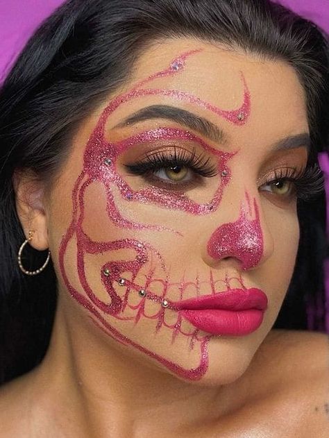 Halloween Face Looks, Pink Skull Makeup Halloween, Creative Skull Makeup, Cool Makeup Halloween, Holloween Makeup Glam, Halloween Make Up Ideas Creative, Cowgirl Halloween Makeup, Colorful Skeleton Makeup, Cute Skull Makeup