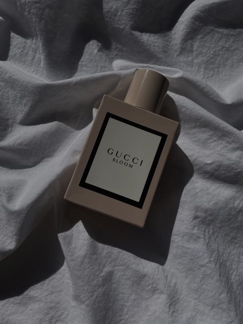 Luxury Asethic, Parfum Gucci, Gucci Fragrance, Designer Perfumes, Gucci Perfume, Gucci Bloom, This Kind Of Love, Sporty And Rich, Coco Chanel